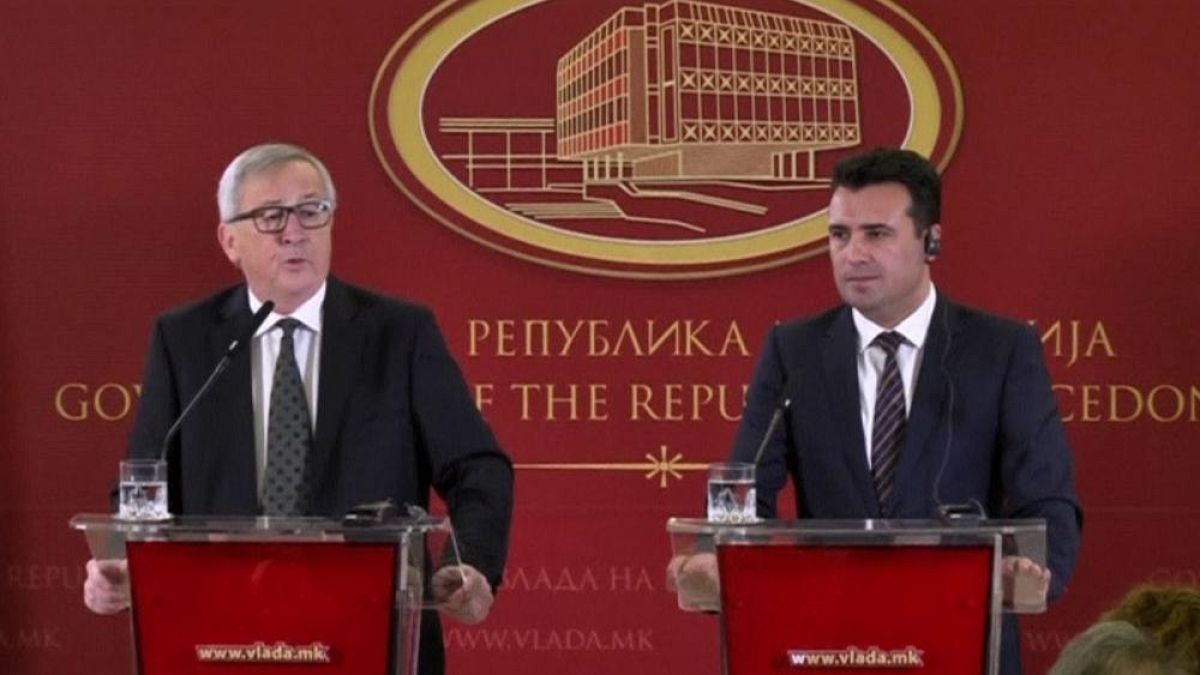 Juncker'den Makedonya'ya: İsim anlaşmazlığını çözün
