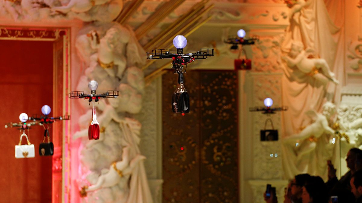 Les drones s'invitent sur les podiums