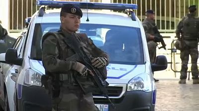 Két terrortámadást hiúsítottak meg a francia hatóságok 