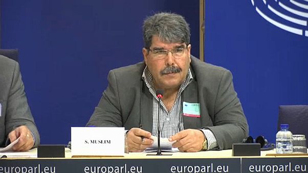 Πράγα: Συνελήφθη αξιωματούχος των Κούρδων της Συρίας Πράγα: Συνελήφθη αξιωματούχος των Κούρδων της Συρίας