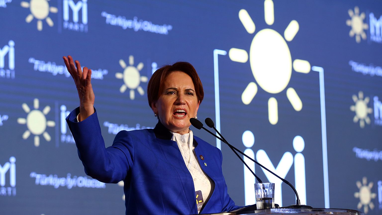ÖZEL - Meral Akşener: ABD ile düşmansak Kürecik ve İncirlik’i neden kapatmıyorsunuz?