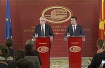 Juncker pede o fim do conflito sobre o nome "Macedónia"