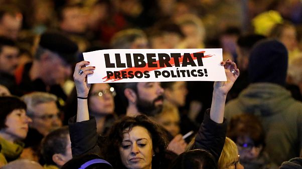 Βαρκελώνη: Διαδηλωτές κατά του βασιλιά Φίλιππου Βαρκελώνη: Διαδηλωτές κατά του βασιλιά Φίλιππου