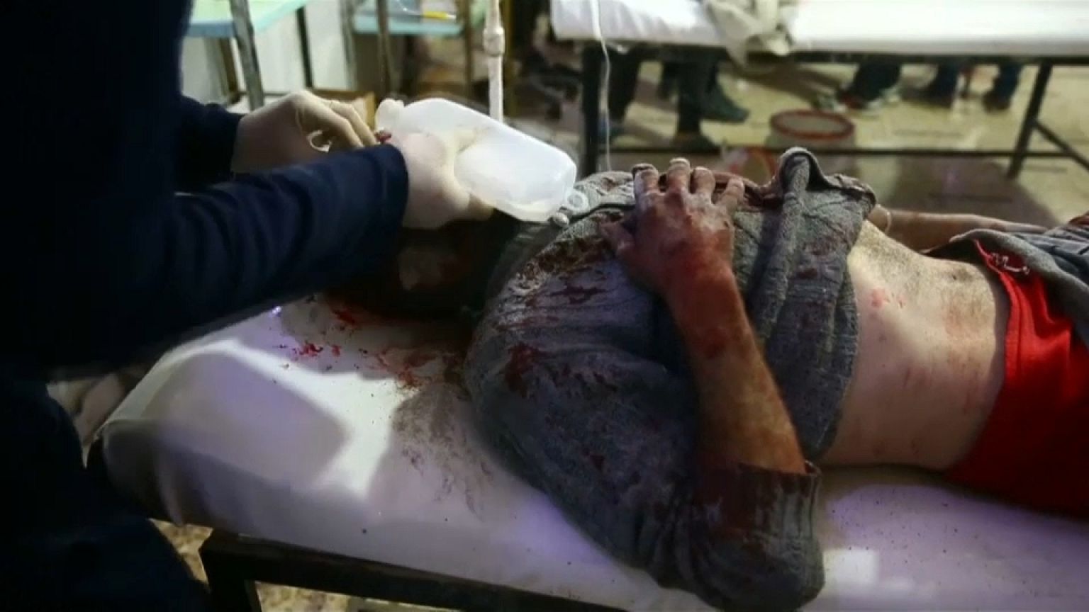 Toujours pas de trêve à la Ghouta et soupçons d'attaque chimique