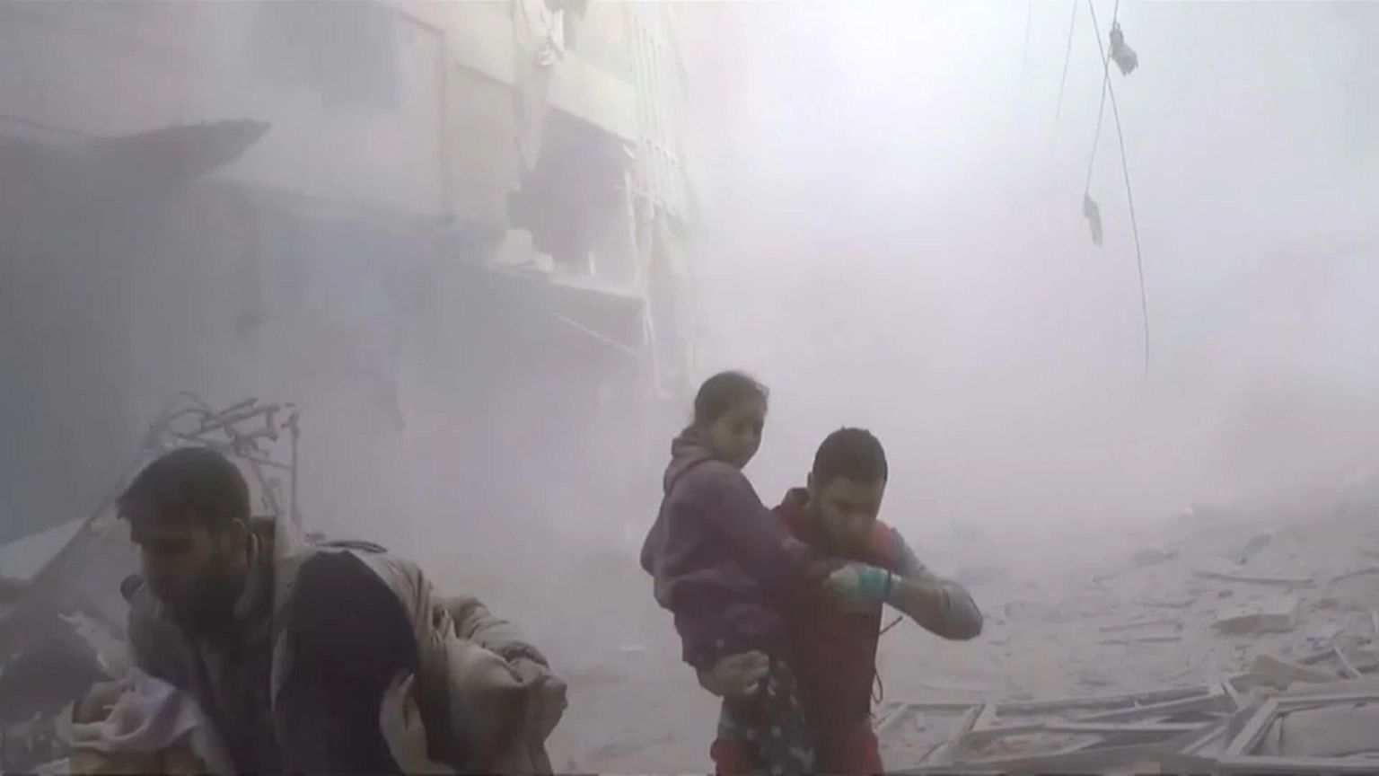 Siria: bombardamenti nelle ultime 24 ore, tregua violata 