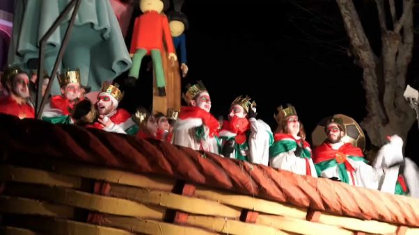 Carnevale e politica, quando i piani si confondono Carnevale e politica, quando i piani si confondono