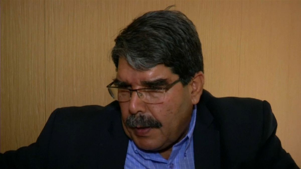 أنقرة تطالب براغ بتسليم الزعيم الكردي السوري صالح مسلم 