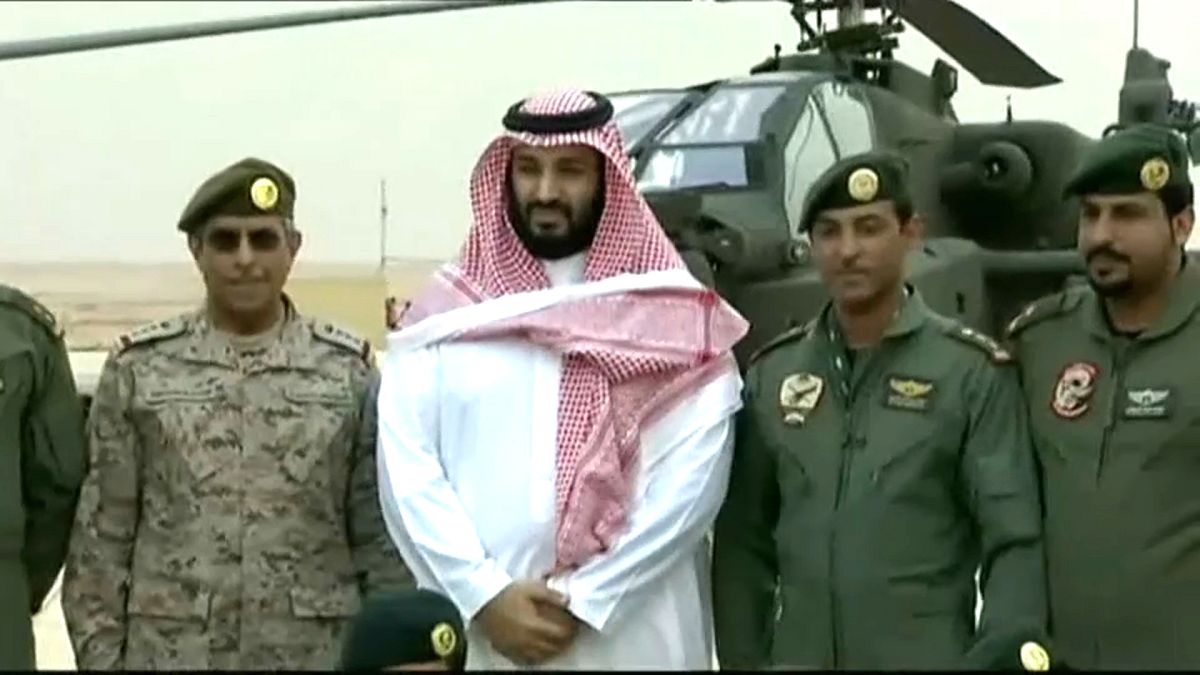 Suudi Arabistan’da kadın asker açılımı