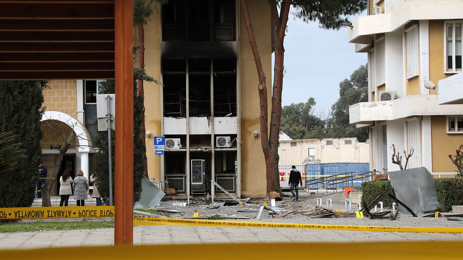 Βομβαρδισμένο τοπίο το Επαρχιακό Δικαστήριο Λευκωσίας