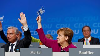 Merkel pártja megszavazta a koalíciót