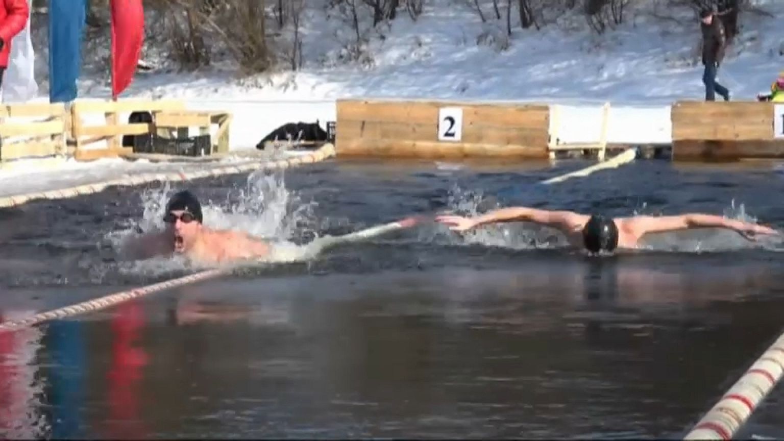 "Plouf" glacé dans la mer Baltique