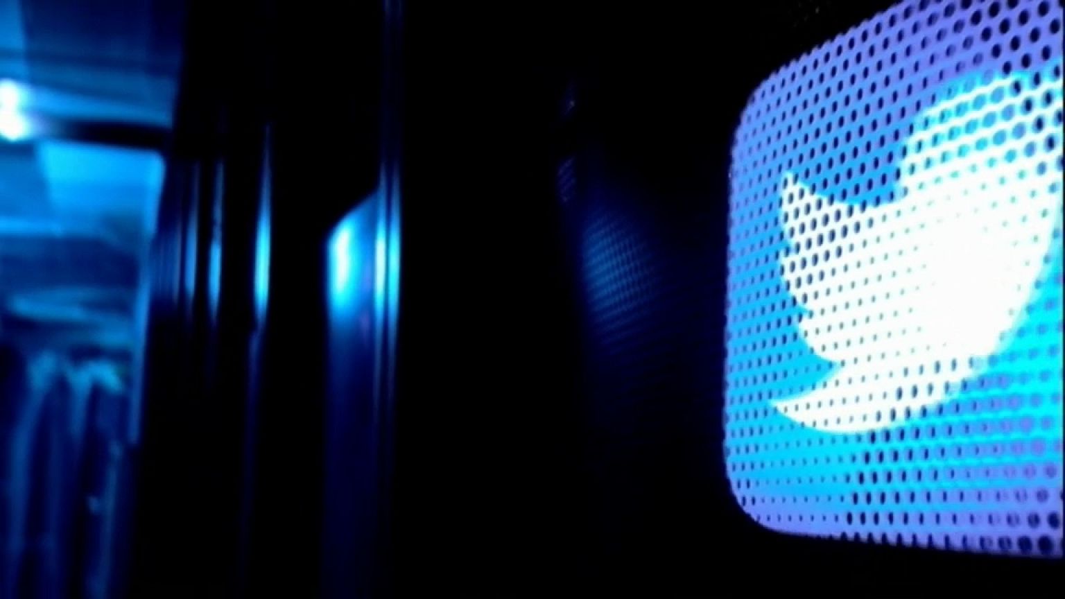 Social media e politica: la campagna dei "like"