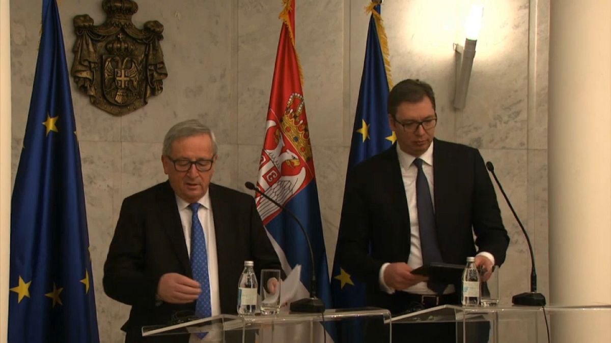 Juncker pide a Belgrado que normalice su relación con Pristina