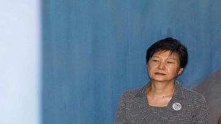 الادعاء يطالب بالسجن 30 عاما لرئيسة كوريا الجنوبية المعزولة