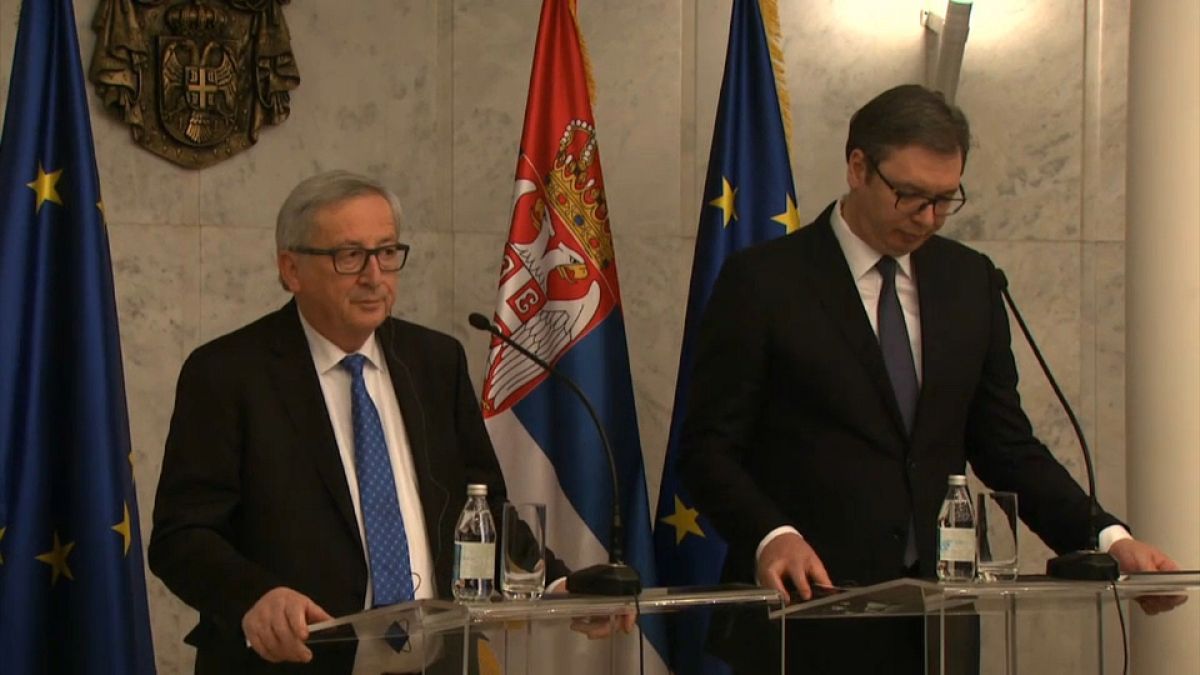 Juncker'den Belgrad'da Kosova uyarısı