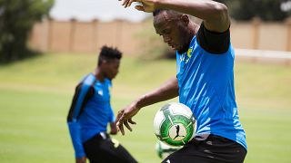 Bolt si dà al calcio, ma per l'Unicef