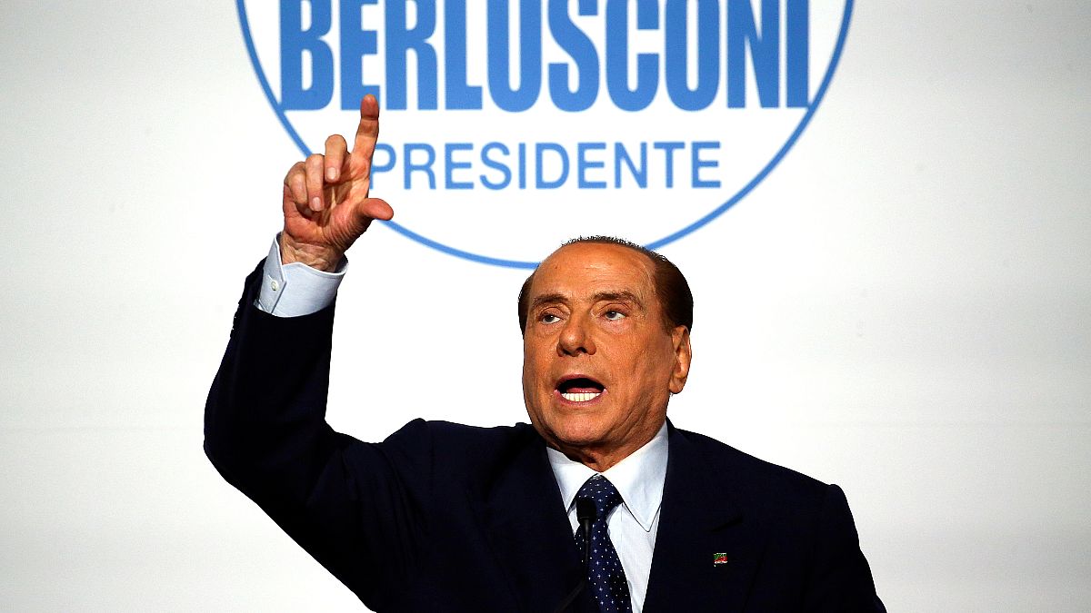 Berlusconi, di nuovo in campo