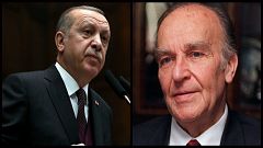 الرئيس التركي رجب طيب إردوغان (يسار) ونظيره البوسني الراحل علي عزت بوغوفيتش
