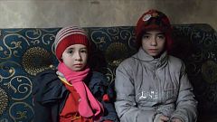 Noor et Alaa,  petites soeurs piégées dans l'enfer de la Ghouta