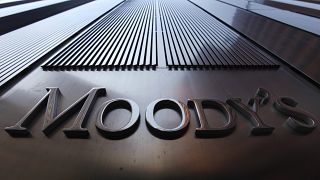 Moody’s: Αναβάθμιση καλυμμένων ομολόγων ελληνικών τραπεζών