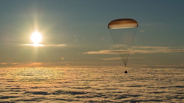 Soyuz Dünya'ya döndü Soyuz Dünya'ya döndü
