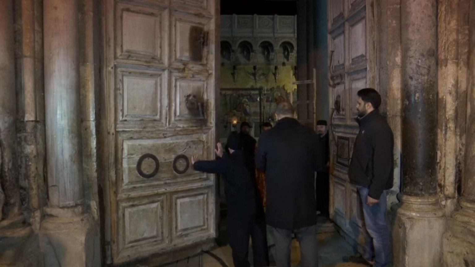 Israël cède devant les portes fermées du Saint Sépulcre