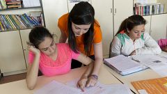 España debe mejorar la educación de la comunidad gitana, dice el Consejo de Europa