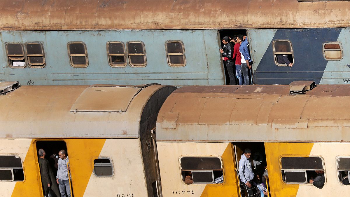 Αίγυπτος: Σύγκρουση τρένων - Τουλάχιστον 15 νεκροί 