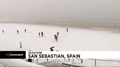 San Sebastián se tiñe de blanco 
