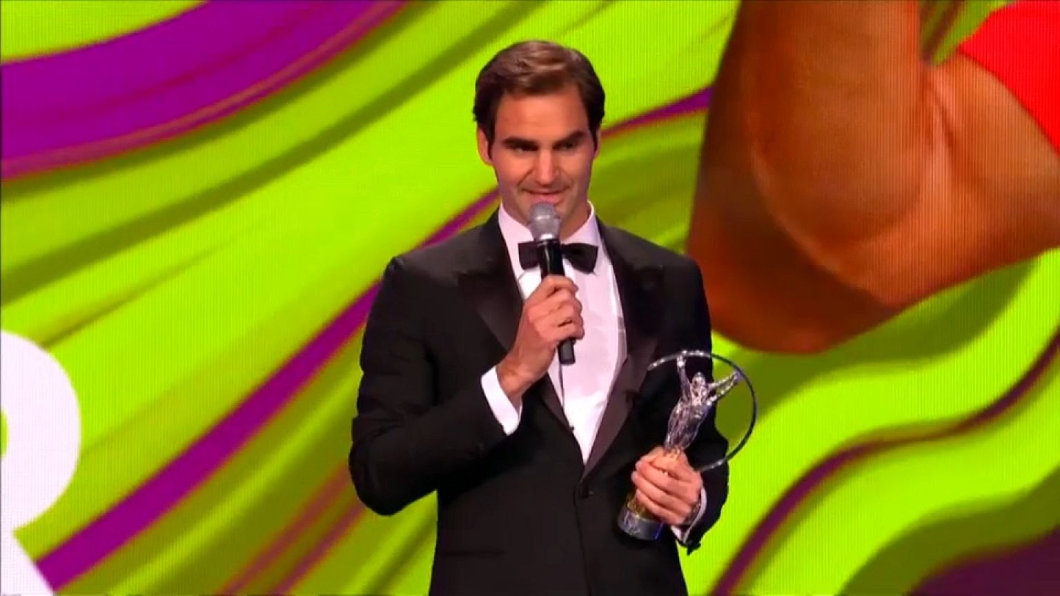 Roger Federer triunfa de nuevo en la alfombra roja
