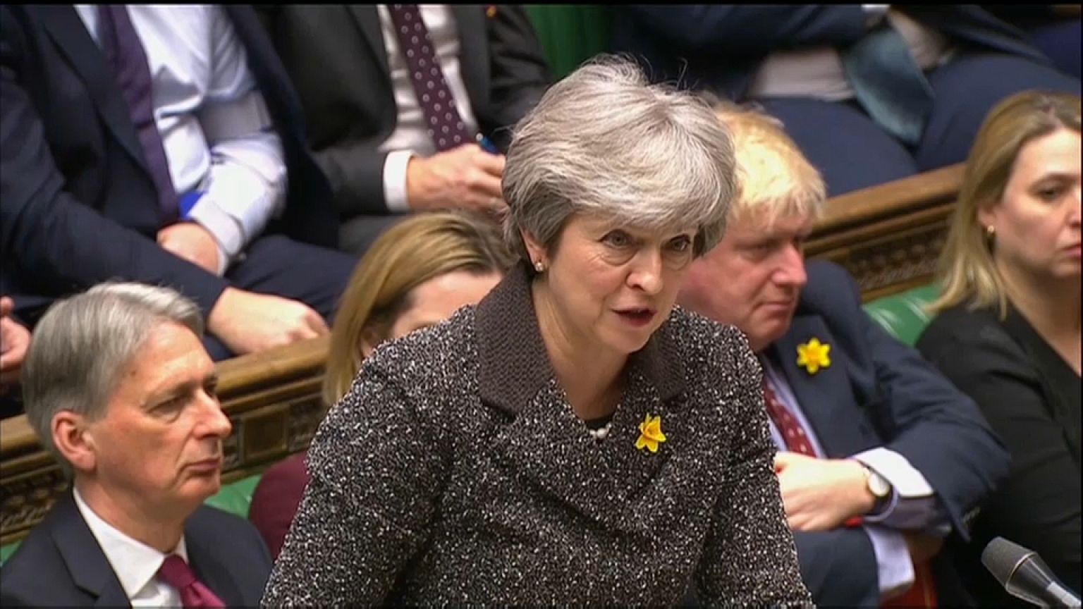 May: Proposta da UE é "ameaça à integridade constitucional"