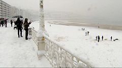 La plage de Saint-Sébastien sous la neige
