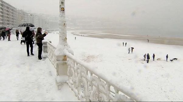 La plage de Saint-Sébastien sous la neige La plage de Saint-Sébastien sous la neige