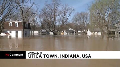 EEUU: La crecida del río Ohio, la peor en dos décadas