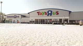 Toys R Us goes into administration in the UK