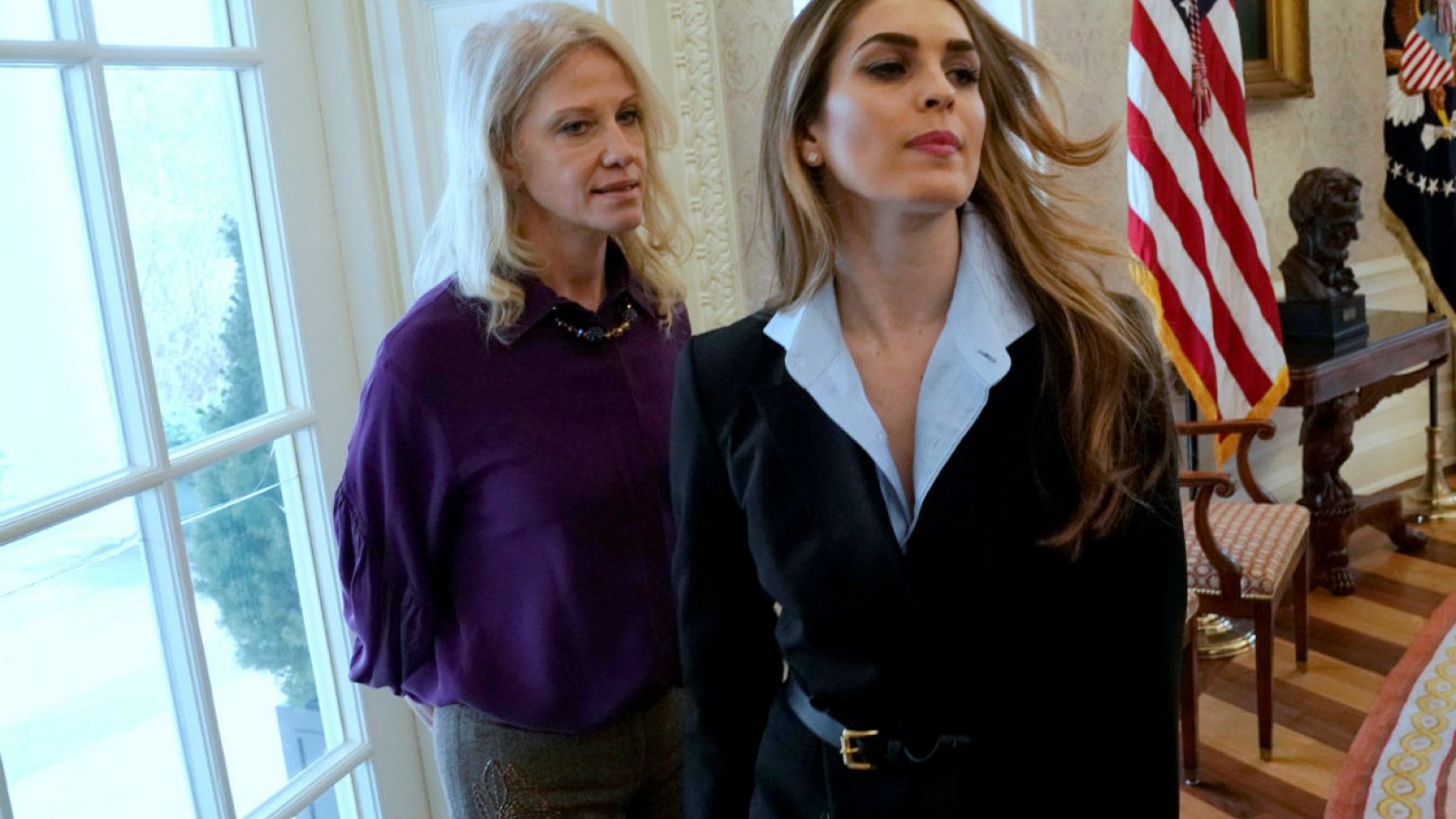 Rusya soruşturmasında adı geçen Trump'ın danışmanı istifa etti 