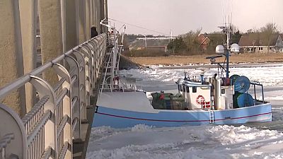 Danimarca: peschereccio contro un ponte a causa di Burian