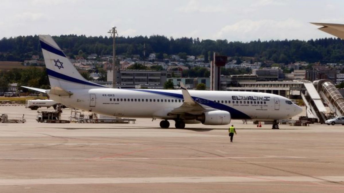 طائرة تابعة لشركة الطيران الوطنية الإسرائيلية العال