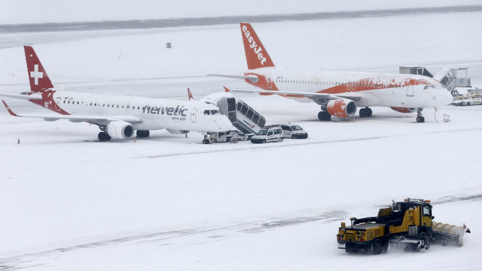 Neve lança o caos na Europa