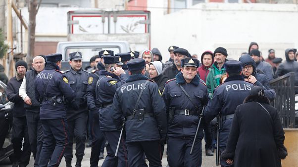 Baku: Tote bei Brand in Drogenklinik Baku: Tote bei Brand in Drogenklinik