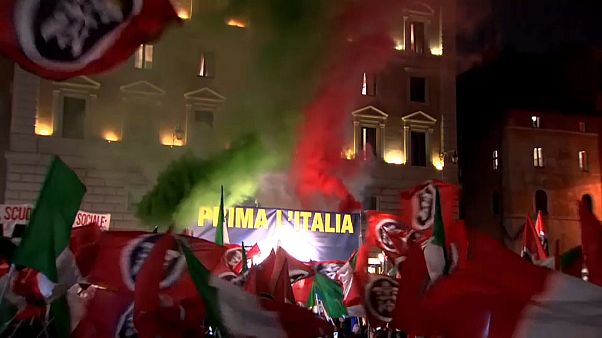Rechtspartei CasaPound vor dem Pantheon in Rom Rechtspartei CasaPound vor dem Pantheon in Rom