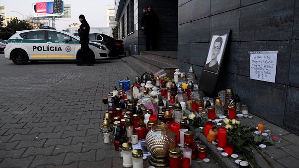 Rusgas e detenções na investigação sobre a morte de Jan Kuciak Rusgas e detenções na investigação sobre a morte de Jan Kuciak