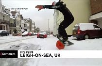 snowboarder britannique Billy Morgan dans les rues d'Essex
