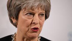 Theresa May lança avisos a Bruxelas