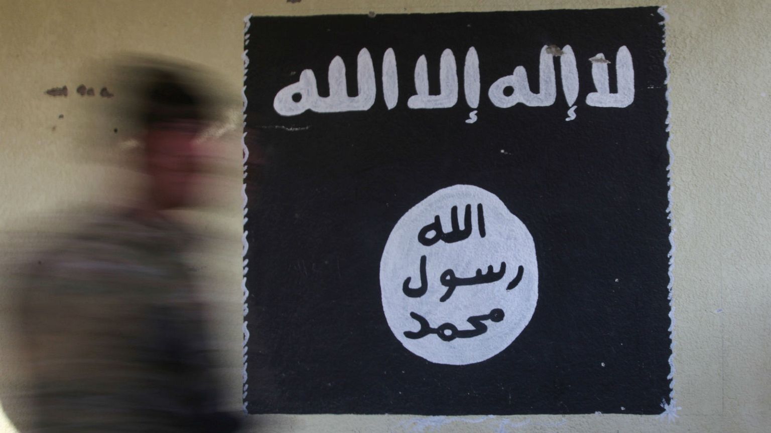 Teacher guilty of grooming terror teens