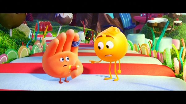 "Emojie, la (peor) película" "Emojie, la (peor) película"