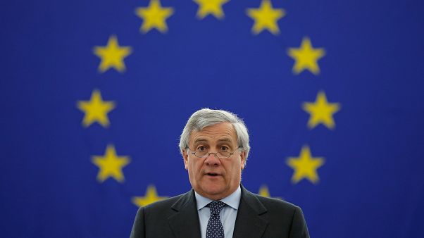 Italie : Antonio Tajani adoubé par Silvio Berlusconi Italie : Antonio Tajani adoubé par Silvio Berlusconi