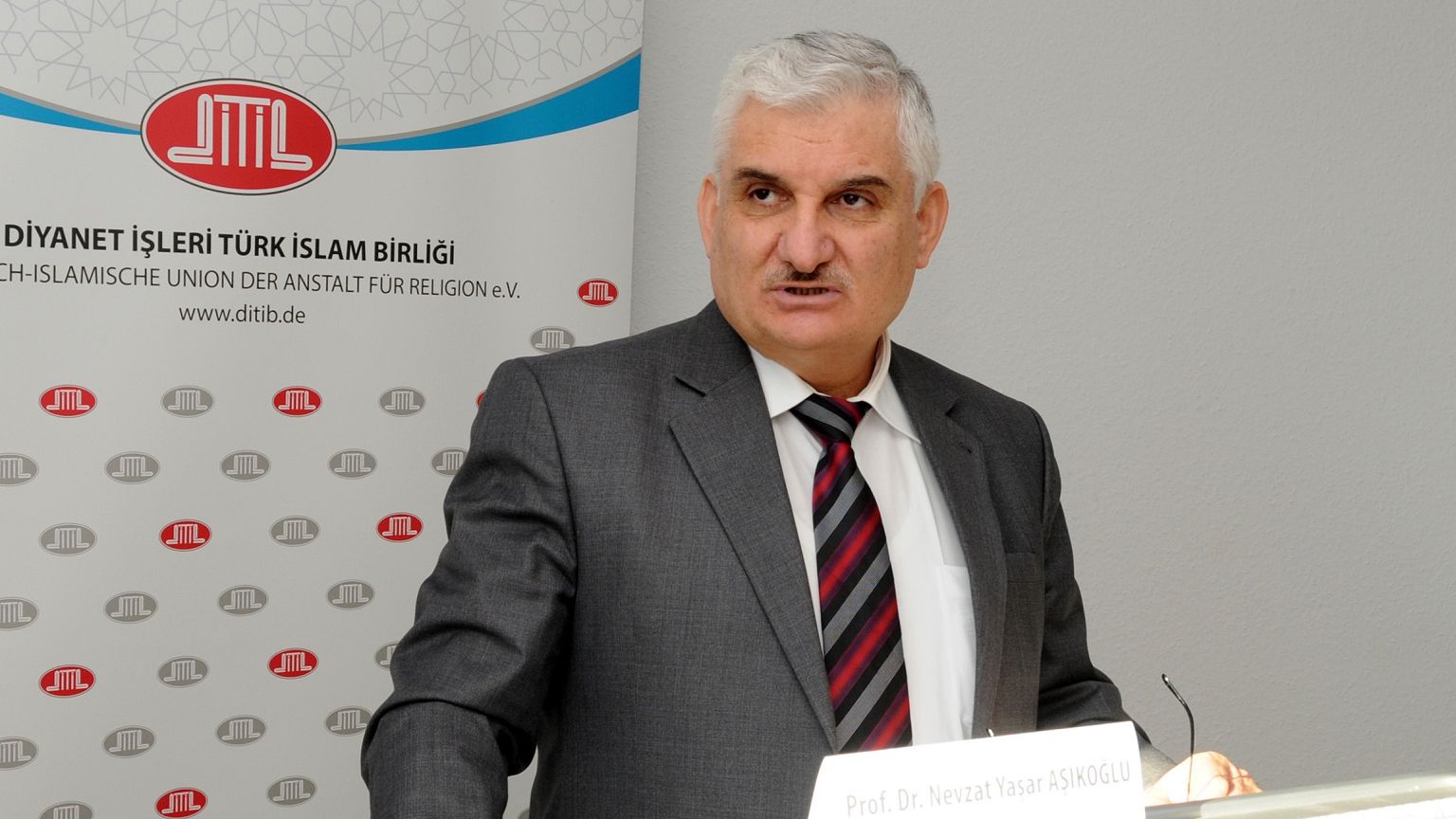 Türk derneklerinden Fransız senatöre PYD tepkisi
