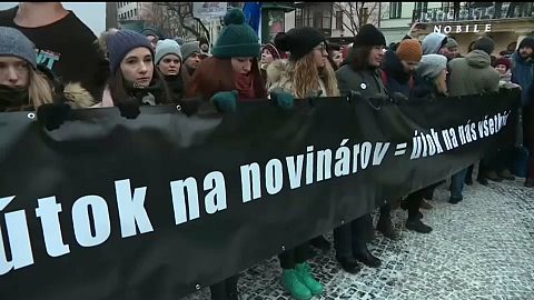 Multitudinaria manifestación en Bratislava en recuerdo de Jan Kuciak