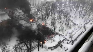 Kiew: Polizei geht gegen Demonstranten vor